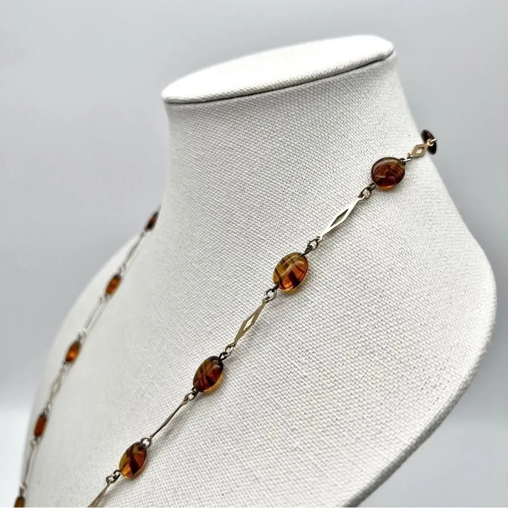 Gold Tone Diamond Shape Chain Amber Glass Striped Round Flat Bead Necklace 28”